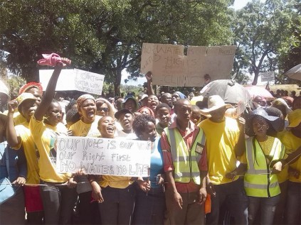 Residents from Mokgoloboto village gather at the offices of the Greater Tzaneen Municipality to hand over a memorandum of grievances related to service delivery.